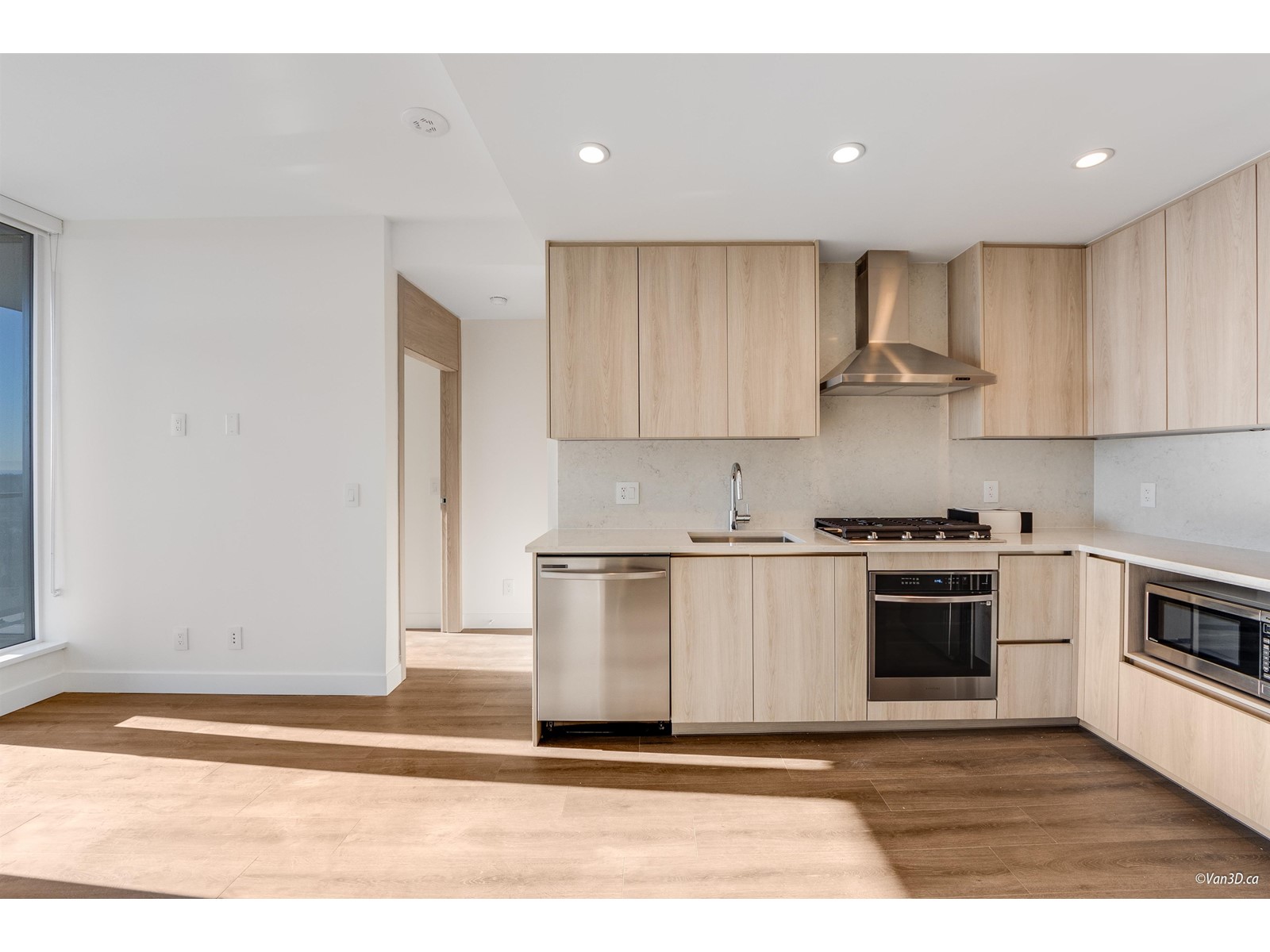 2805 10731 King George Boulevard, Surrey, British Columbia  V3R 0N9 - Photo 7 - R2956264