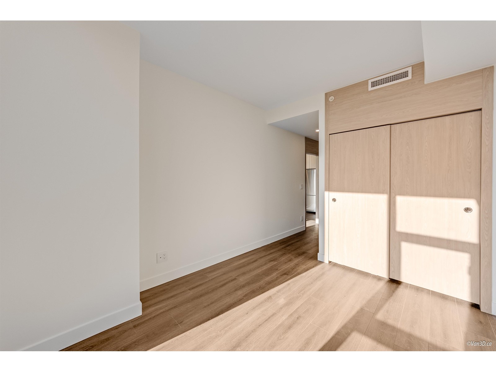 2805 10731 King George Boulevard, Surrey, British Columbia  V3R 0N9 - Photo 10 - R2956264