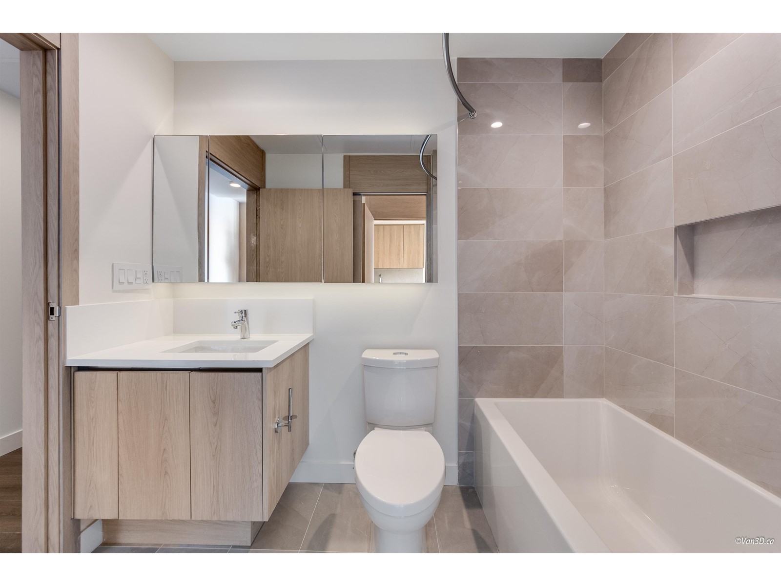 2805 10731 King George Boulevard, Surrey, British Columbia  V3R 0N9 - Photo 14 - R2956264