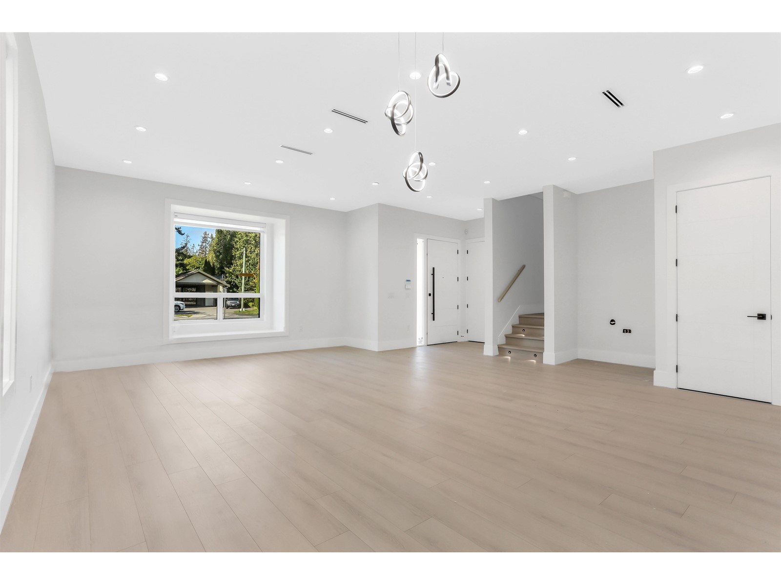 Property at 5936 168 STREET STREET image 5