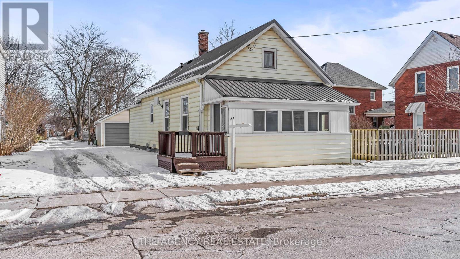 26 Fourth Avenue