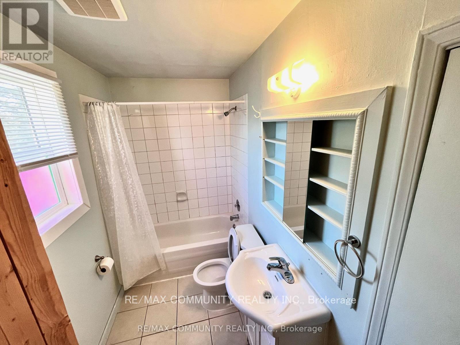 2037 Nash Road, Clarington, Ontario  L1C 3K4 - Photo 14 - E11943261