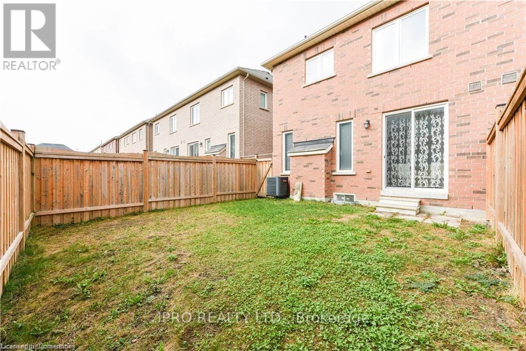 69 Vezna Crescent, Brampton, Ontario  L6X 5K4 - Photo 40 - W11943345