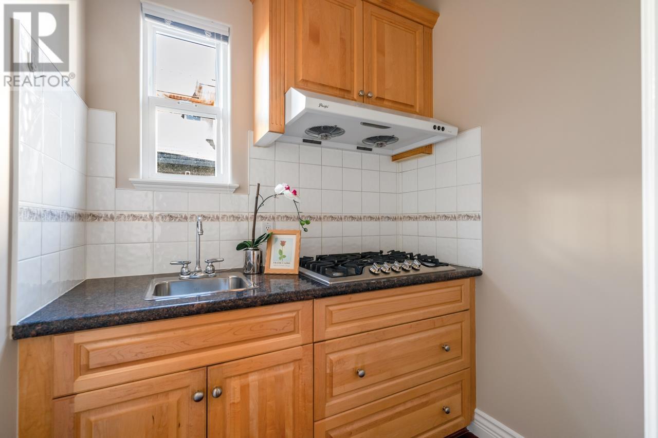 Listing Picture 11 of 35 : 6288 DOVER ROAD, Richmond / 烈治文 - 魯藝地產 Yvonne Lu Group - MLS Medallion Club Member