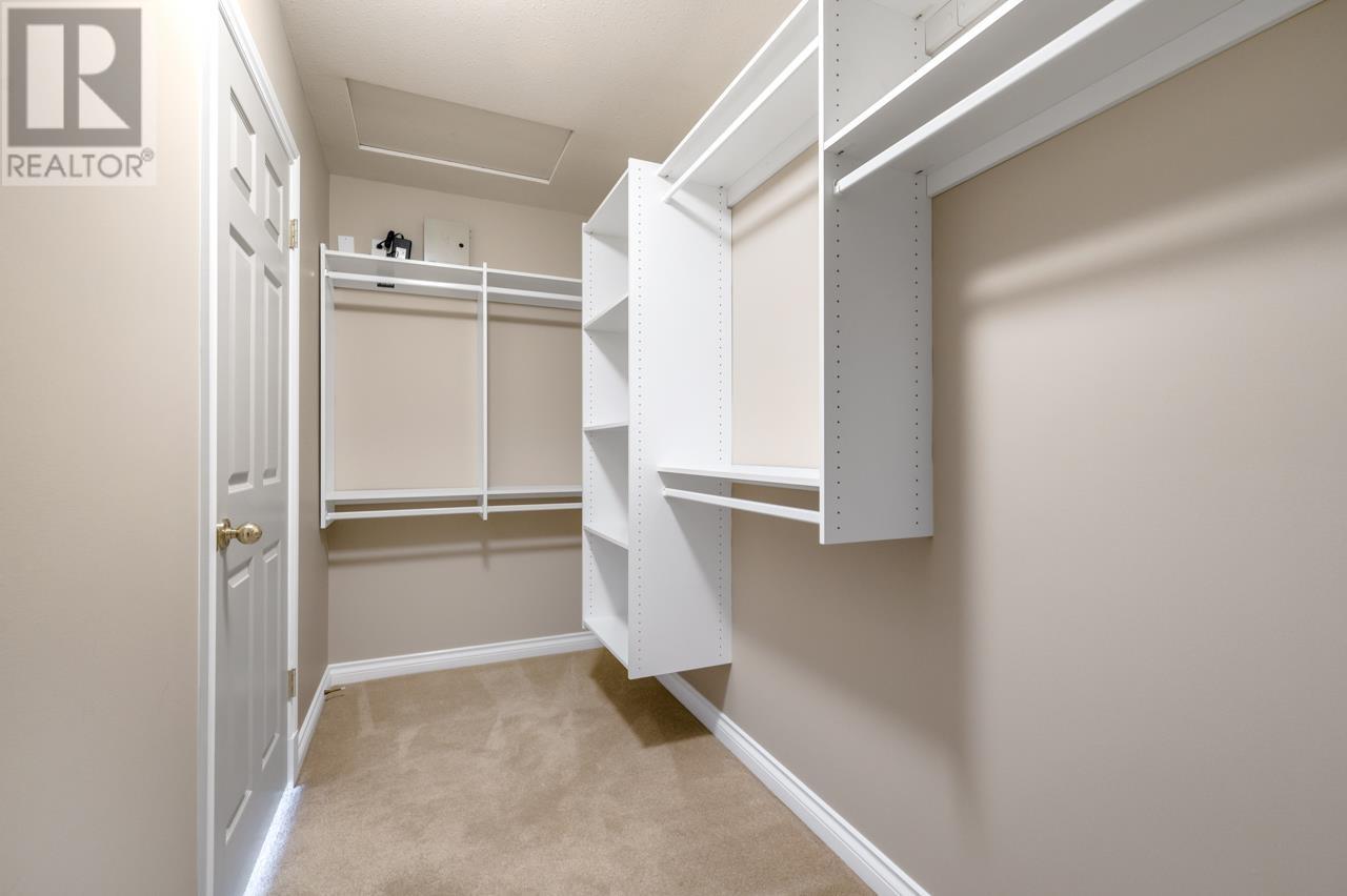 Listing Picture 22 of 35 : 6288 DOVER ROAD, Richmond / 烈治文 - 魯藝地產 Yvonne Lu Group - MLS Medallion Club Member