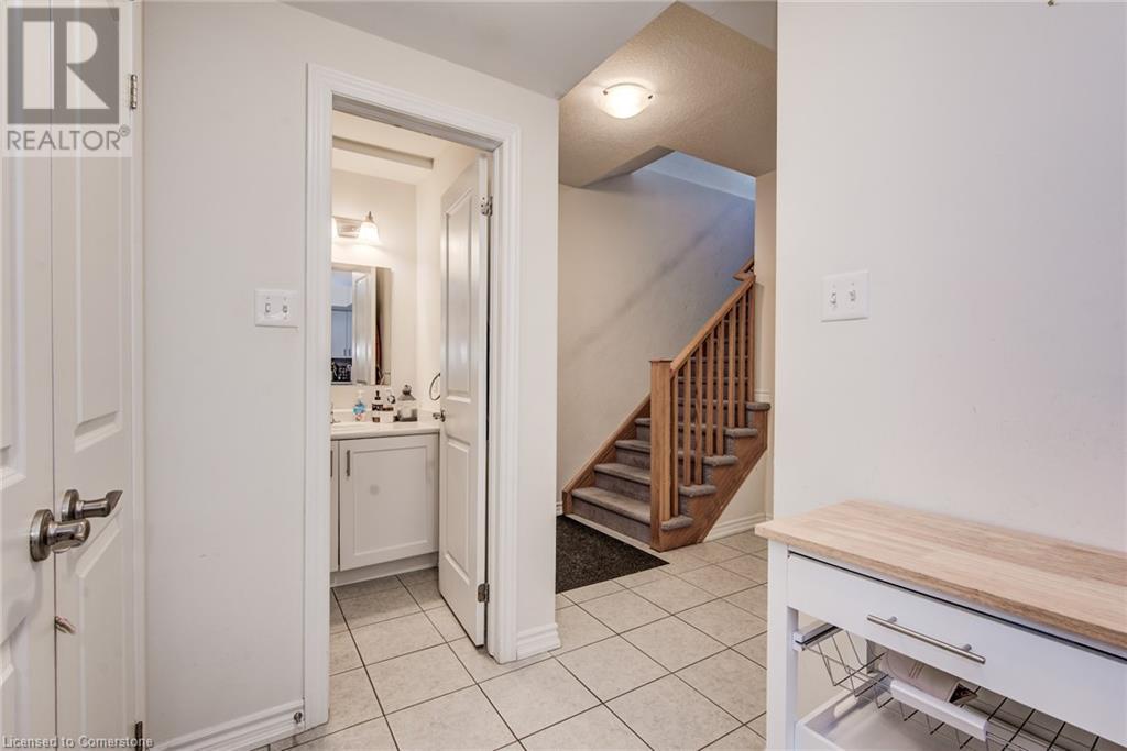 403 Westwood Drive Unit# 7, Kitchener, Ontario  N2M 0B5 - Photo 7 - 40694100