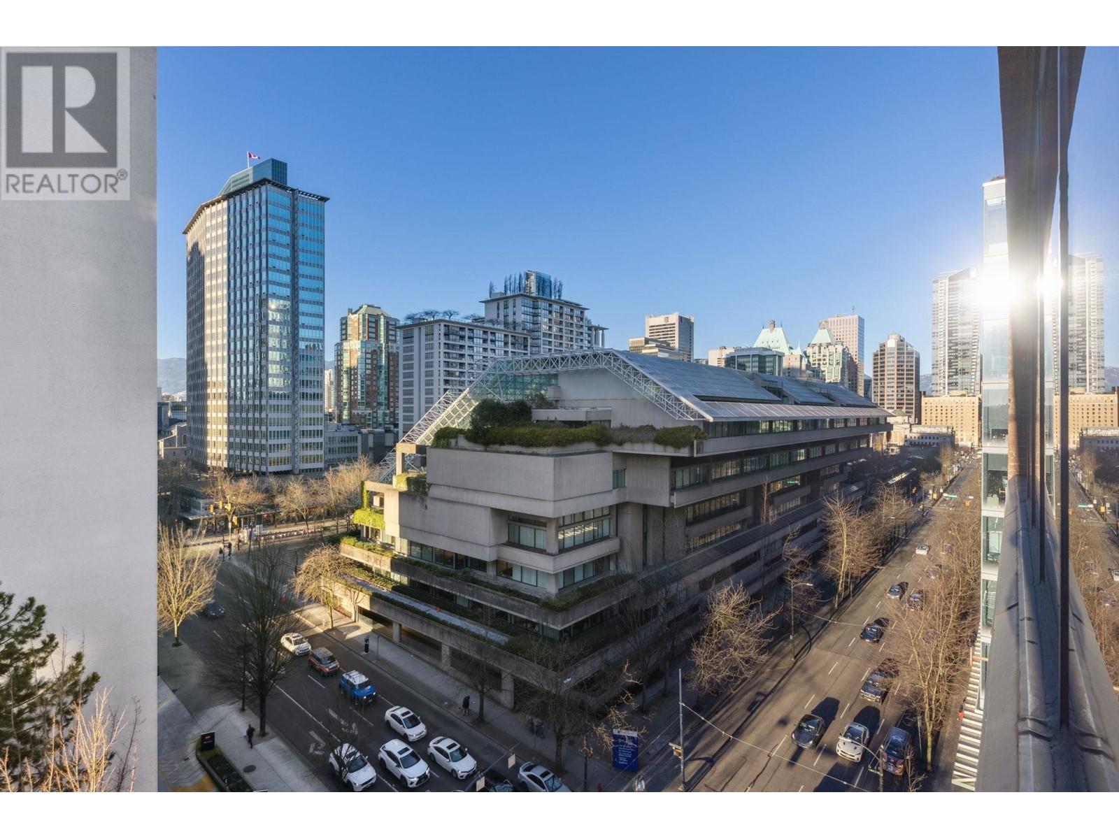 Listing Picture 18 of 24 : 814 1010 HOWE STREET, Vancouver / 溫哥華 - 魯藝地產 Yvonne Lu Group - MLS Medallion Club Member