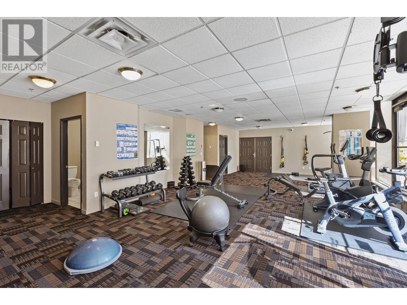 Listing Picture 23 of 24 : 814 1010 HOWE STREET, Vancouver / 溫哥華 - 魯藝地產 Yvonne Lu Group - MLS Medallion Club Member