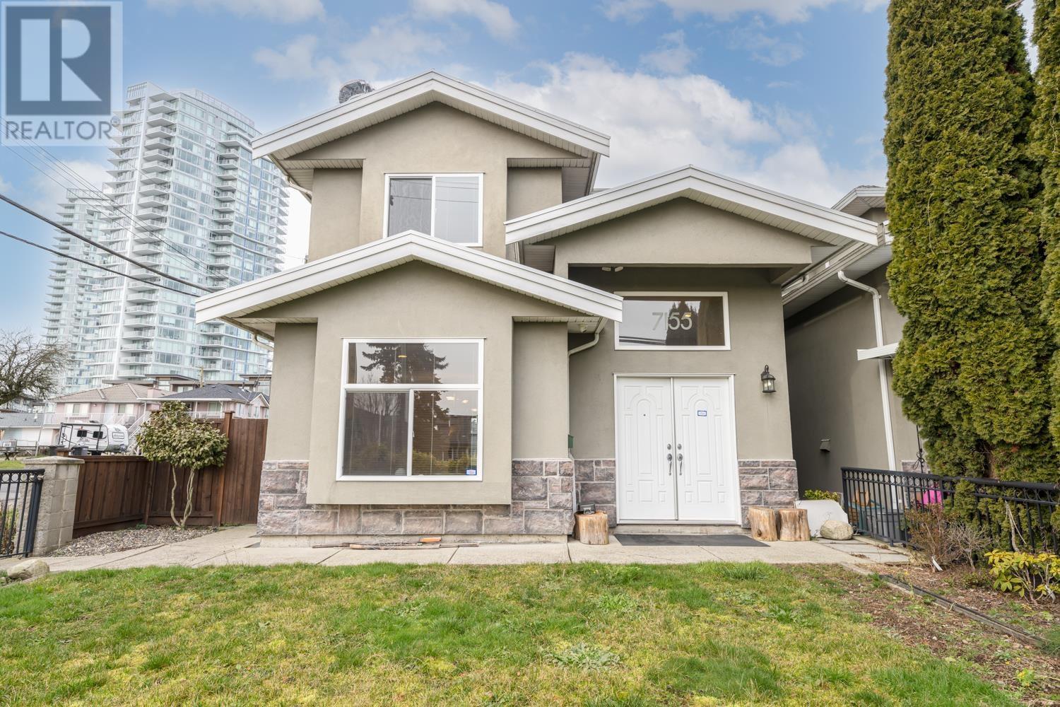 Listing Picture 37 of 38 : 7155 10TH AVENUE, Burnaby / 本拿比 - 魯藝地產 Yvonne Lu Group - MLS Medallion Club Member