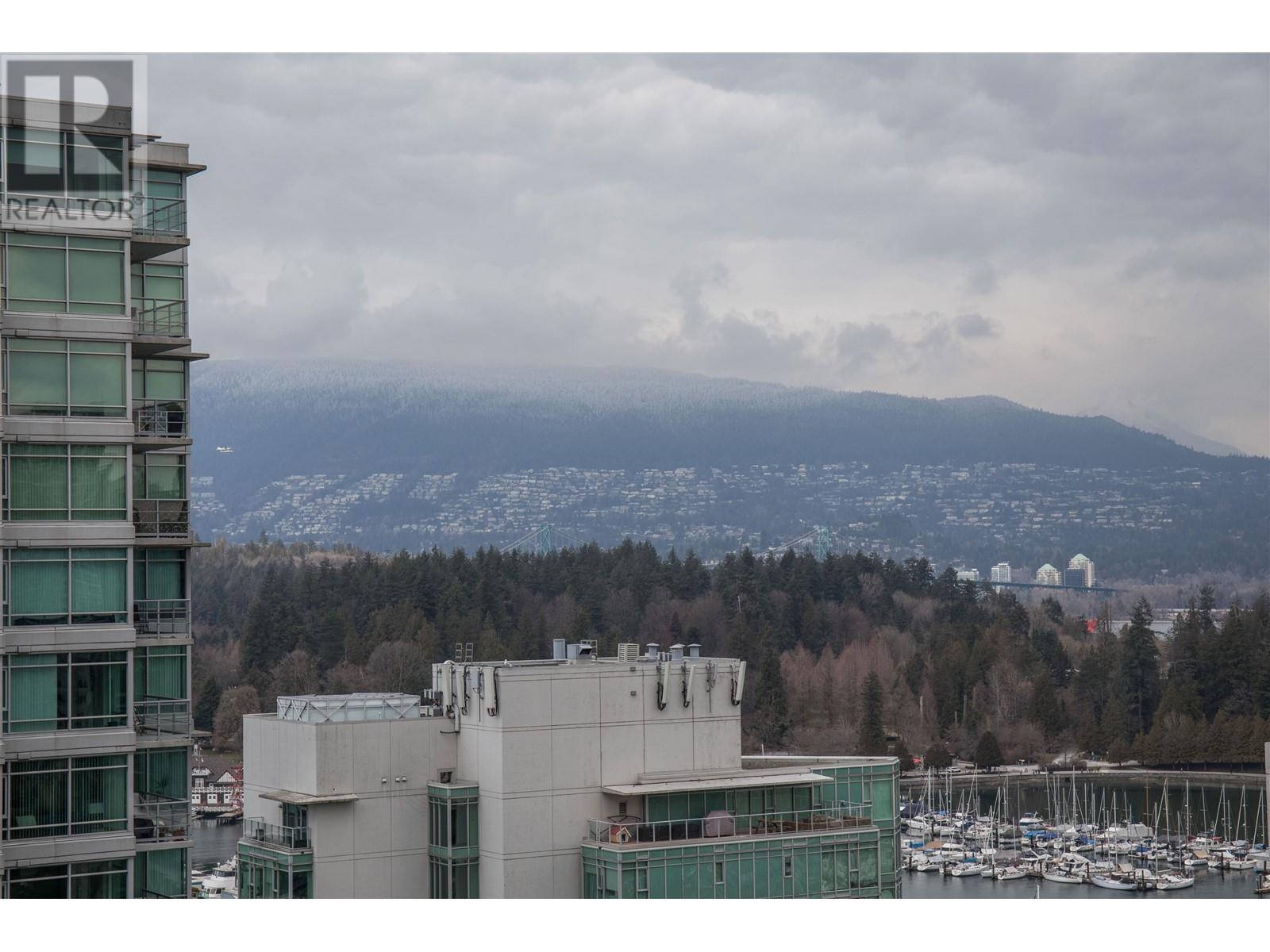 Listing Picture 17 of 36 : 2106 620 CARDERO STREET, Vancouver / 溫哥華 - 魯藝地產 Yvonne Lu Group - MLS Medallion Club Member