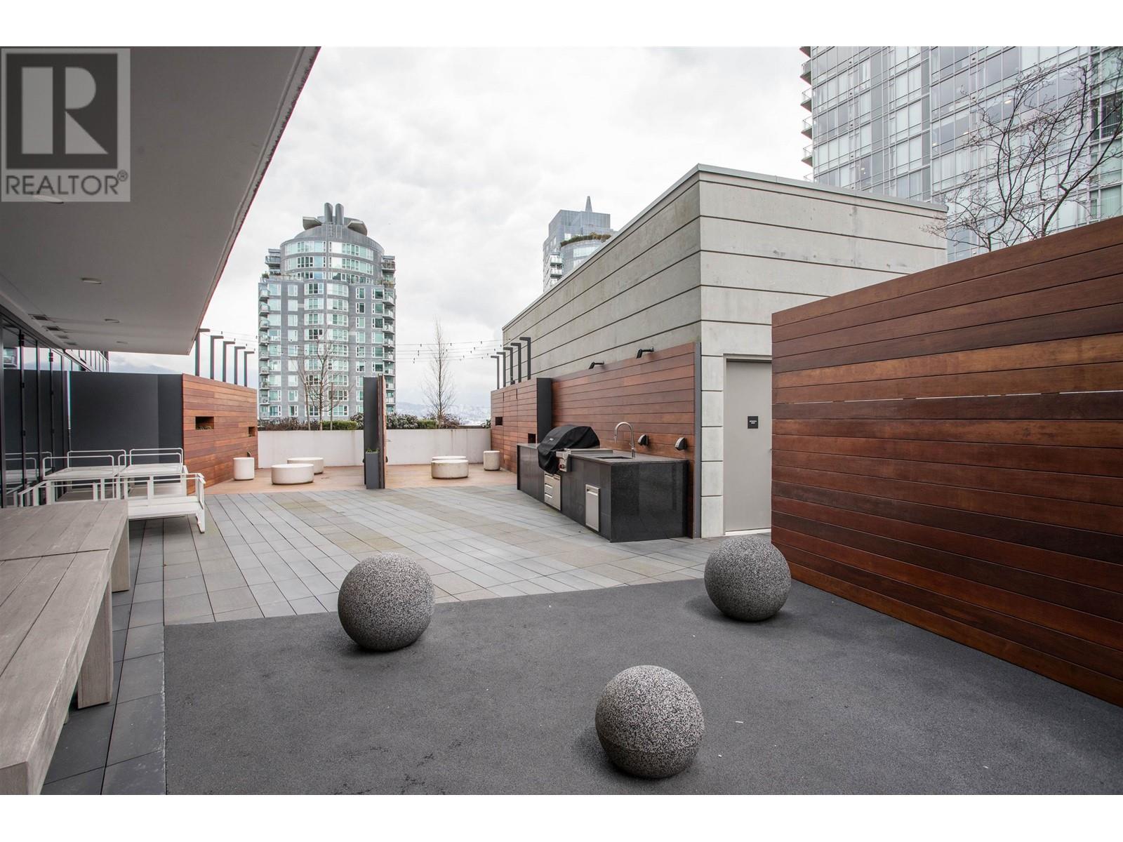 Listing Picture 22 of 36 : 2106 620 CARDERO STREET, Vancouver / 溫哥華 - 魯藝地產 Yvonne Lu Group - MLS Medallion Club Member