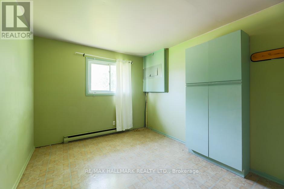 36 Squires Street, Prince Edward County, Ontario  K0K 1T0 - Photo 11 - X11943514