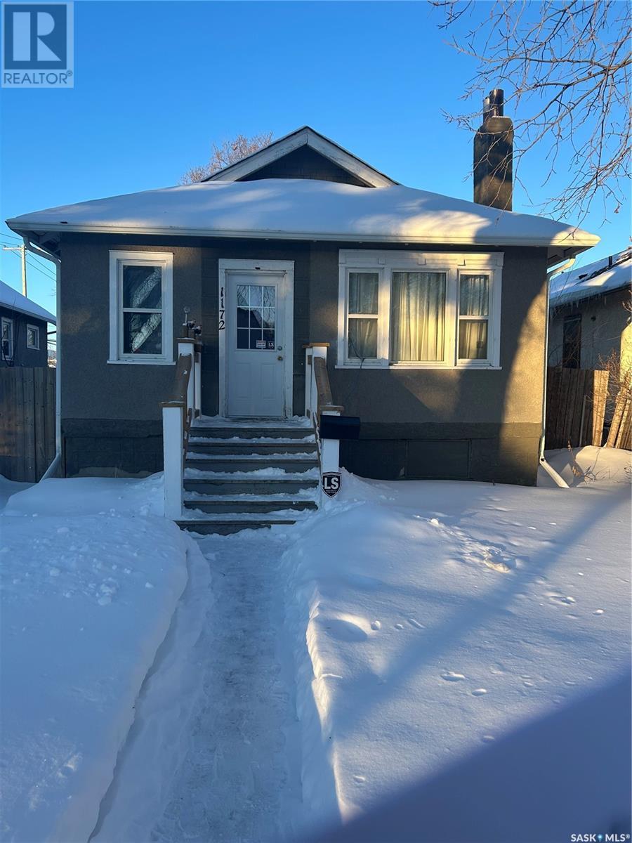 Property at 1172 Athol STREET image 1