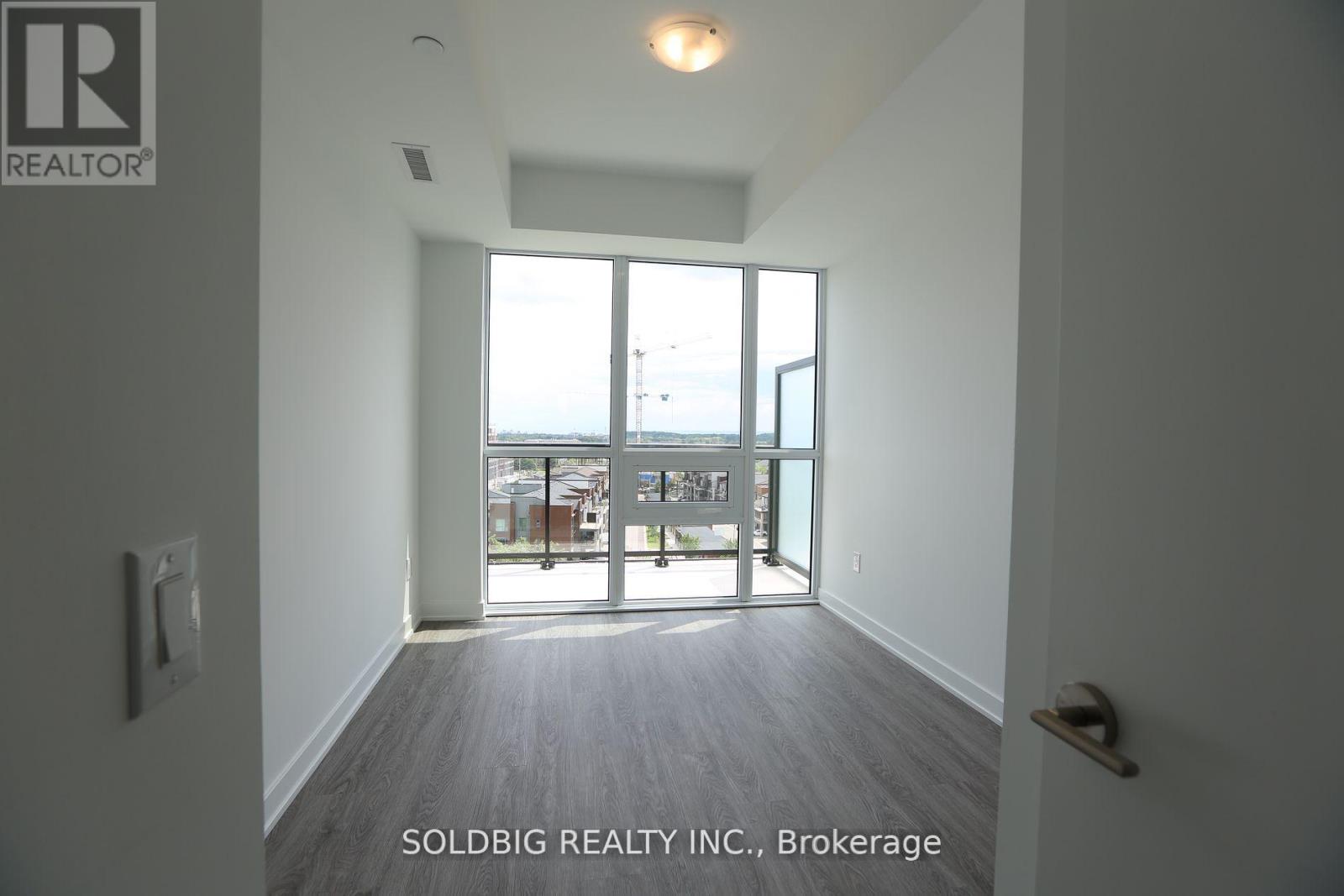 712 - 3005 Pine Glen Road, Oakville, Ontario  L6M 5P5 - Photo 5 - W11943410