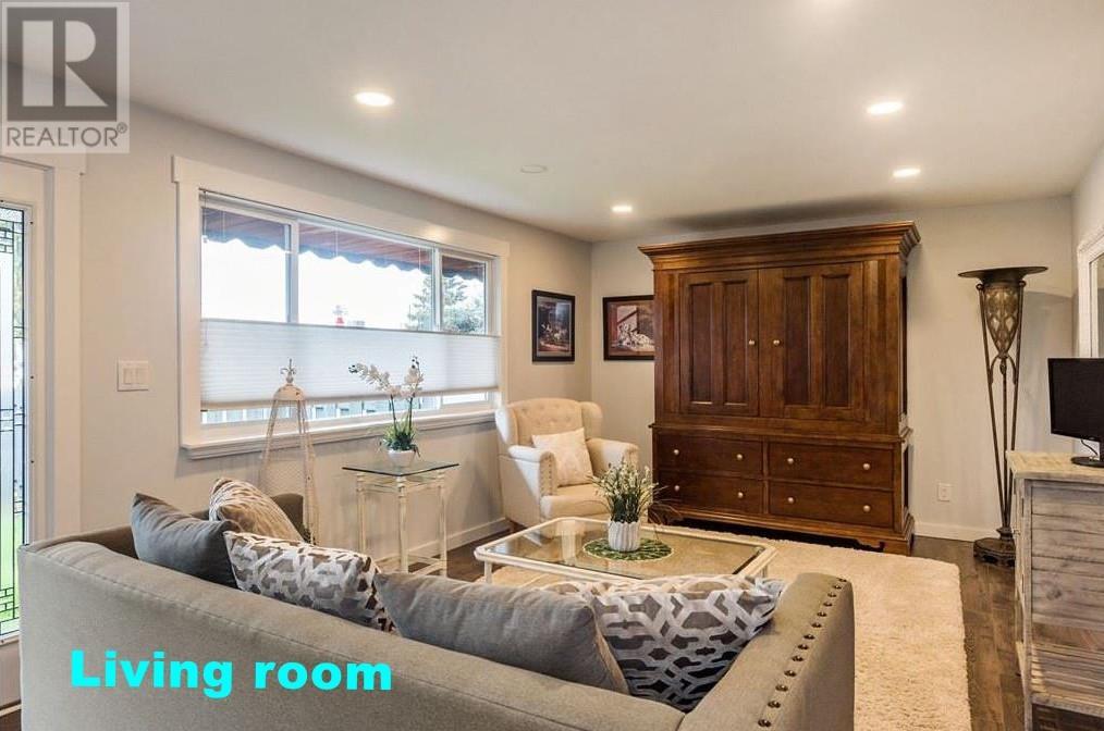 Property at 22807 PURDEY AVENUE image 3