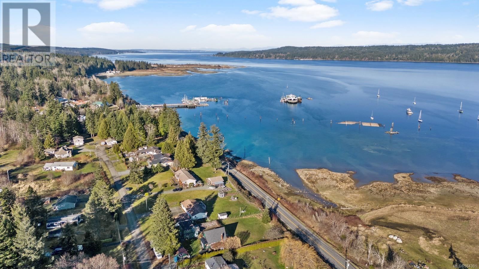 7442 Yake Rd, Fanny Bay, British Columbia  V0R 1W0 - Photo 3 - 984301