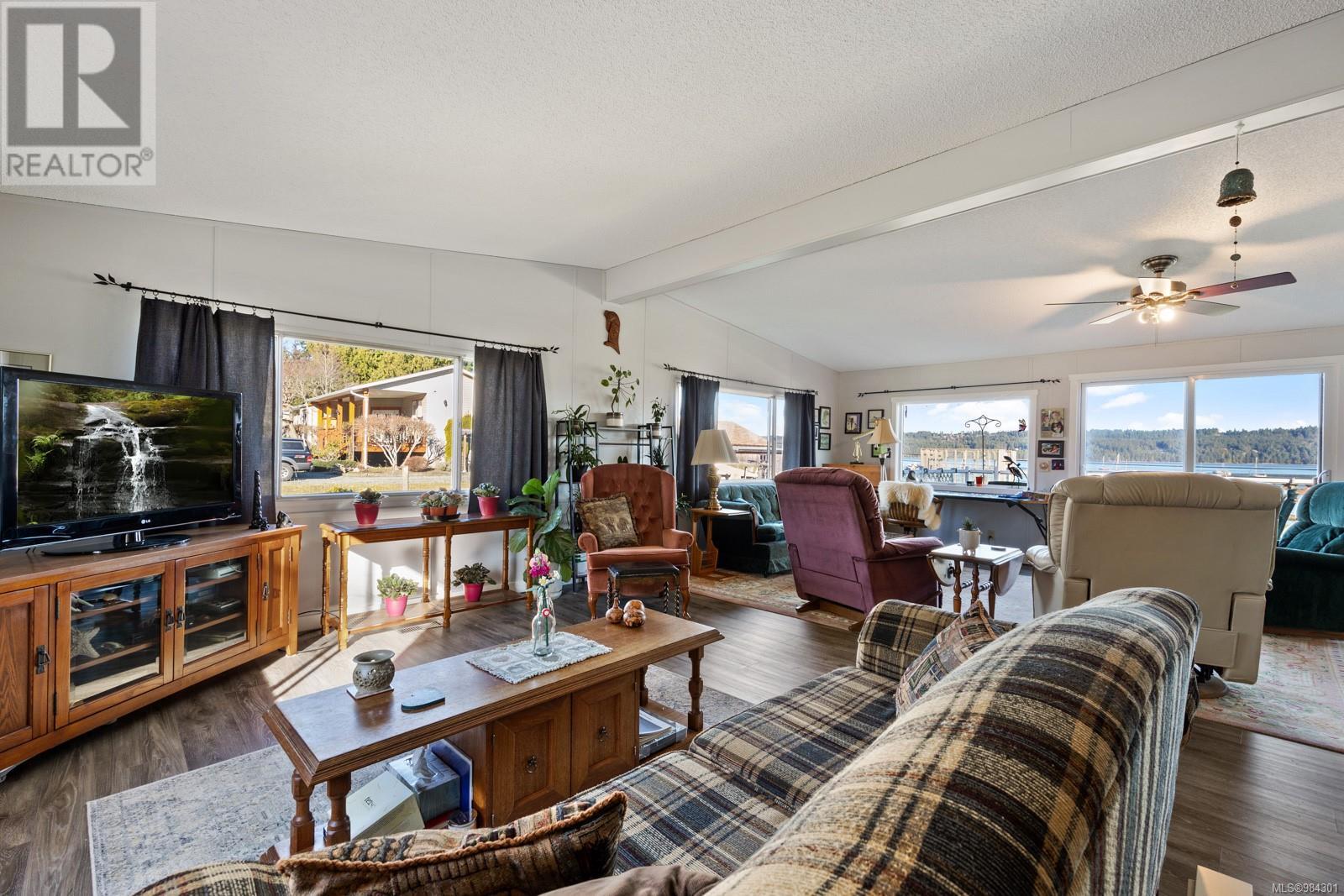 7442 Yake Rd, Fanny Bay, British Columbia  V0R 1W0 - Photo 14 - 984301