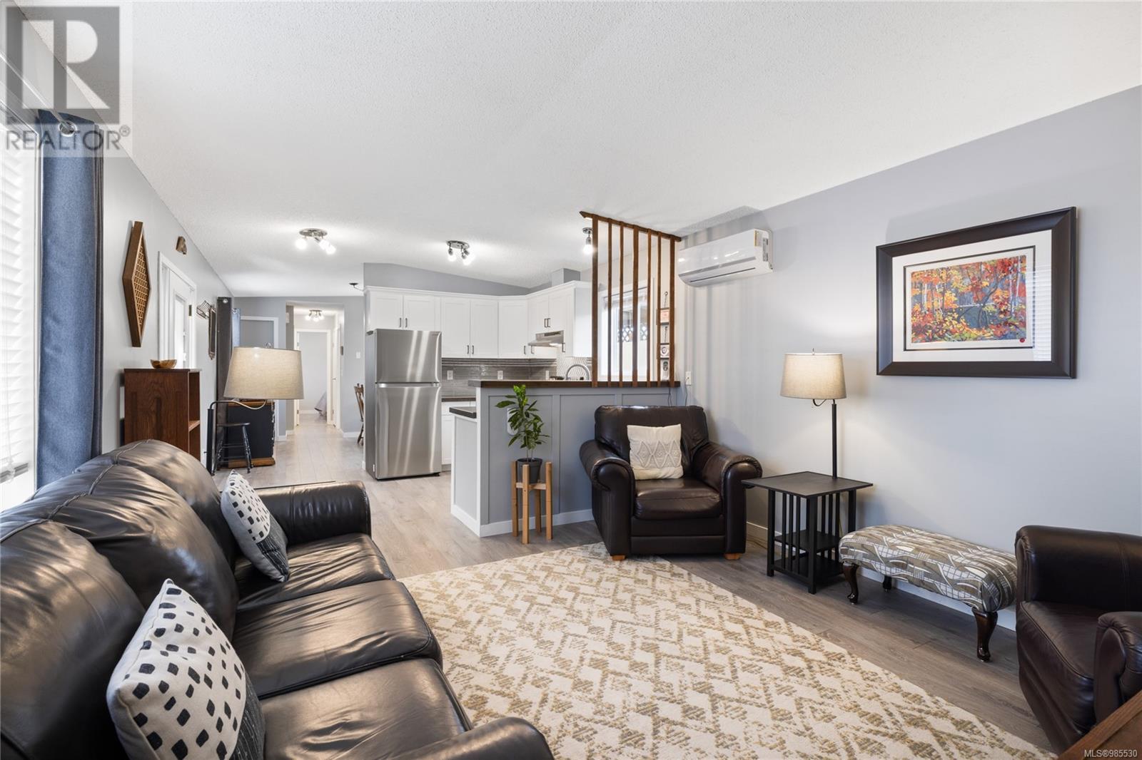 Property at 23 658 Alderwood Dr image 1