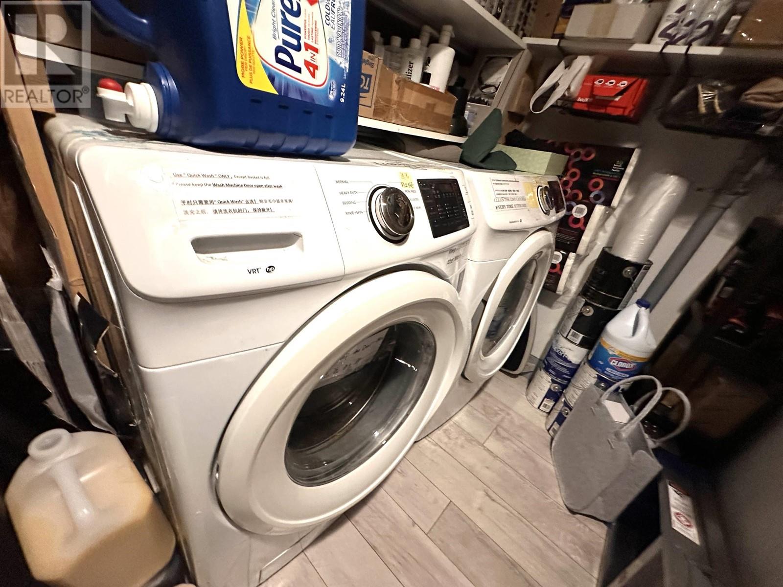 Listing Picture 12 of 16 : 1323 8368 CAPSTAN WAY, Richmond / 烈治文 - 魯藝地產 Yvonne Lu Group - MLS Medallion Club Member