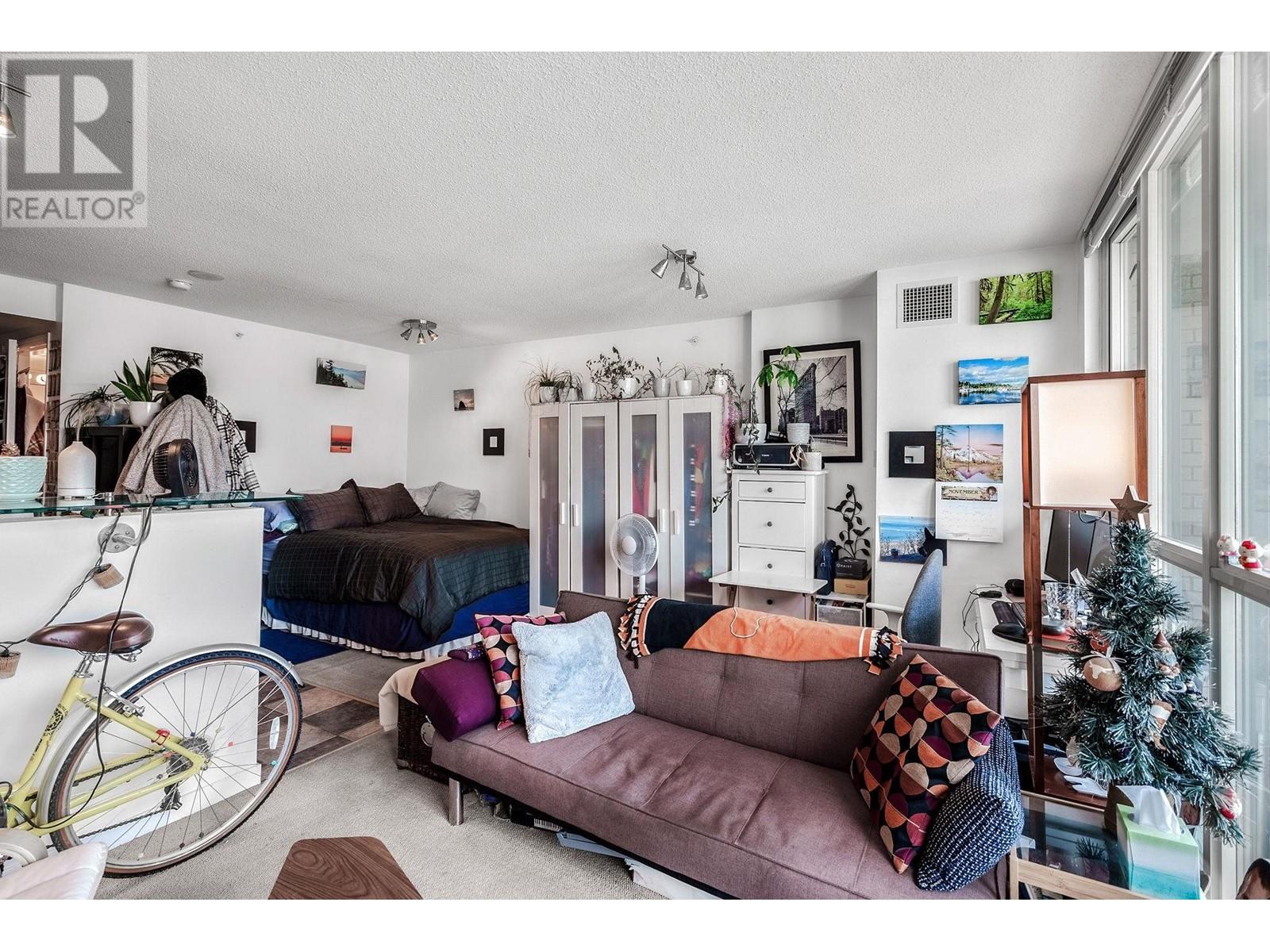 Listing Picture 9 of 35 : 1803 63 KEEFER PLACE, Vancouver / 溫哥華 - 魯藝地產 Yvonne Lu Group - MLS Medallion Club Member