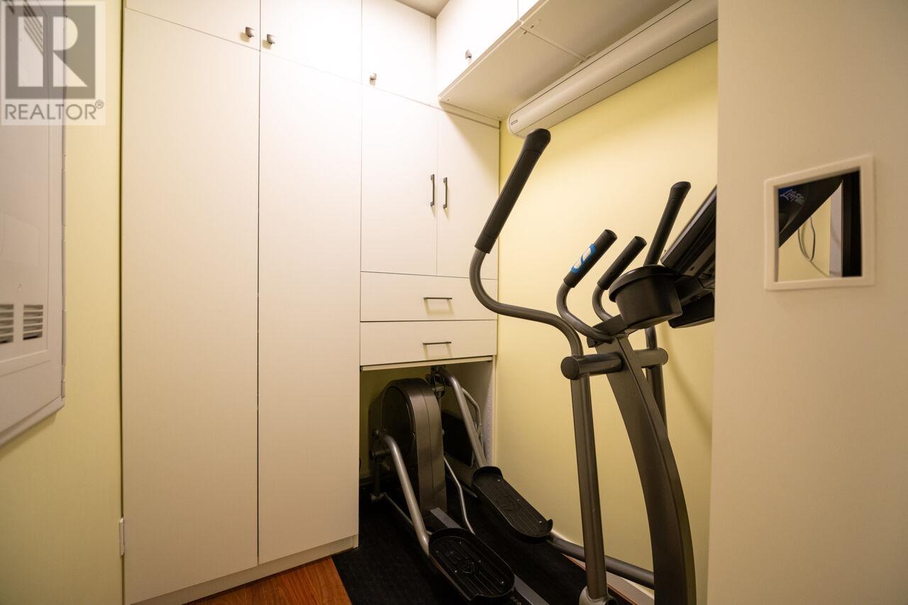 Listing Picture 36 of 38 : 1105 8588 CORNISH STREET, Vancouver / 溫哥華 - 魯藝地產 Yvonne Lu Group - MLS Medallion Club Member