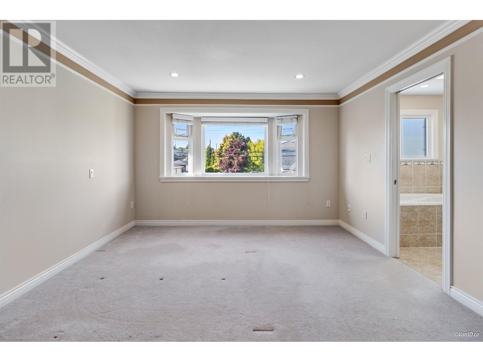 Listing Picture 17 of 25 : 229 W 41ST AVENUE, Vancouver / 溫哥華 - 魯藝地產 Yvonne Lu Group - MLS Medallion Club Member