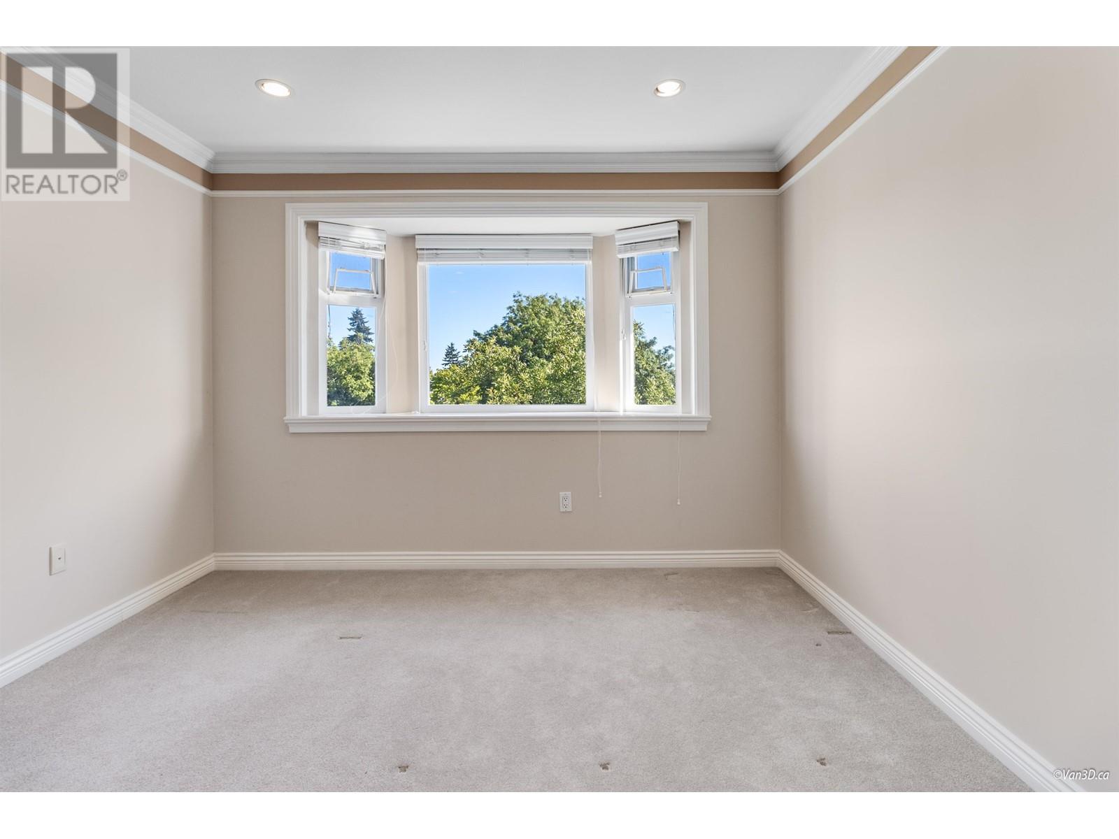 Listing Picture 19 of 25 : 229 W 41ST AVENUE, Vancouver / 溫哥華 - 魯藝地產 Yvonne Lu Group - MLS Medallion Club Member
