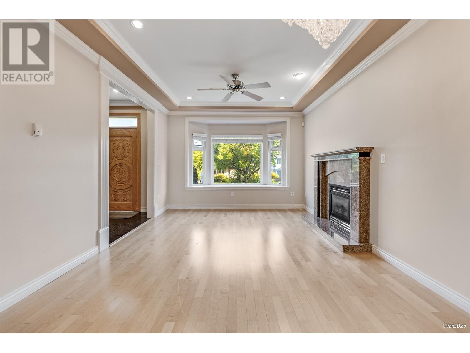 Listing Picture 4 of 25 : 229 W 41ST AVENUE, Vancouver / 溫哥華 - 魯藝地產 Yvonne Lu Group - MLS Medallion Club Member