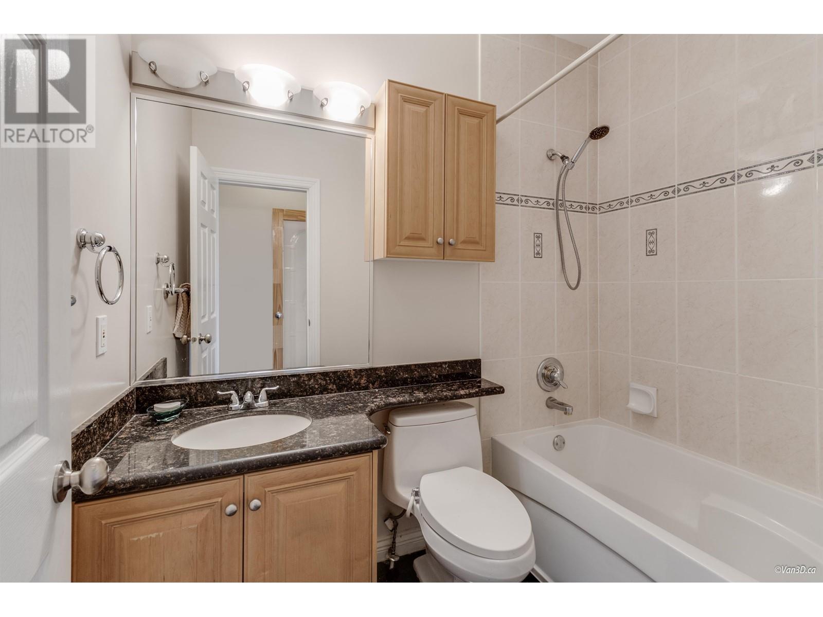 Listing Picture 7 of 25 : 229 W 41ST AVENUE, Vancouver / 溫哥華 - 魯藝地產 Yvonne Lu Group - MLS Medallion Club Member
