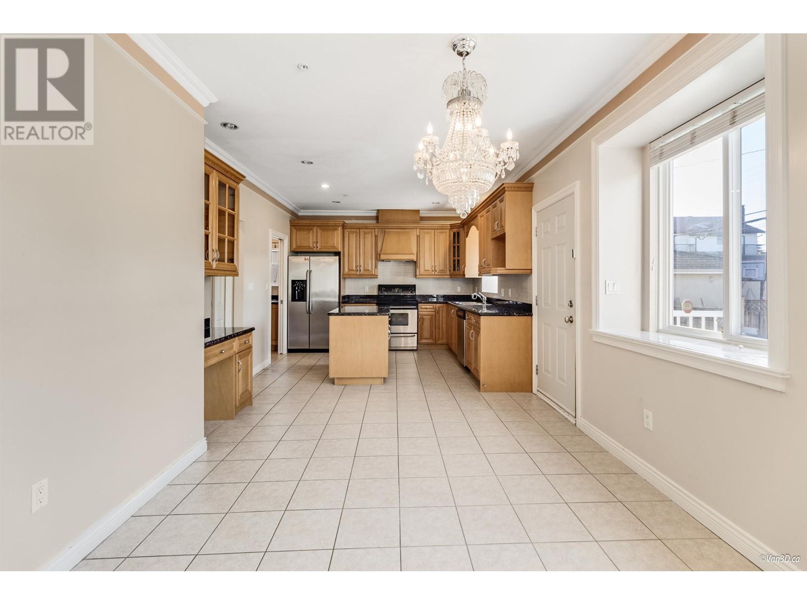 Listing Picture 9 of 25 : 229 W 41ST AVENUE, Vancouver / 溫哥華 - 魯藝地產 Yvonne Lu Group - MLS Medallion Club Member