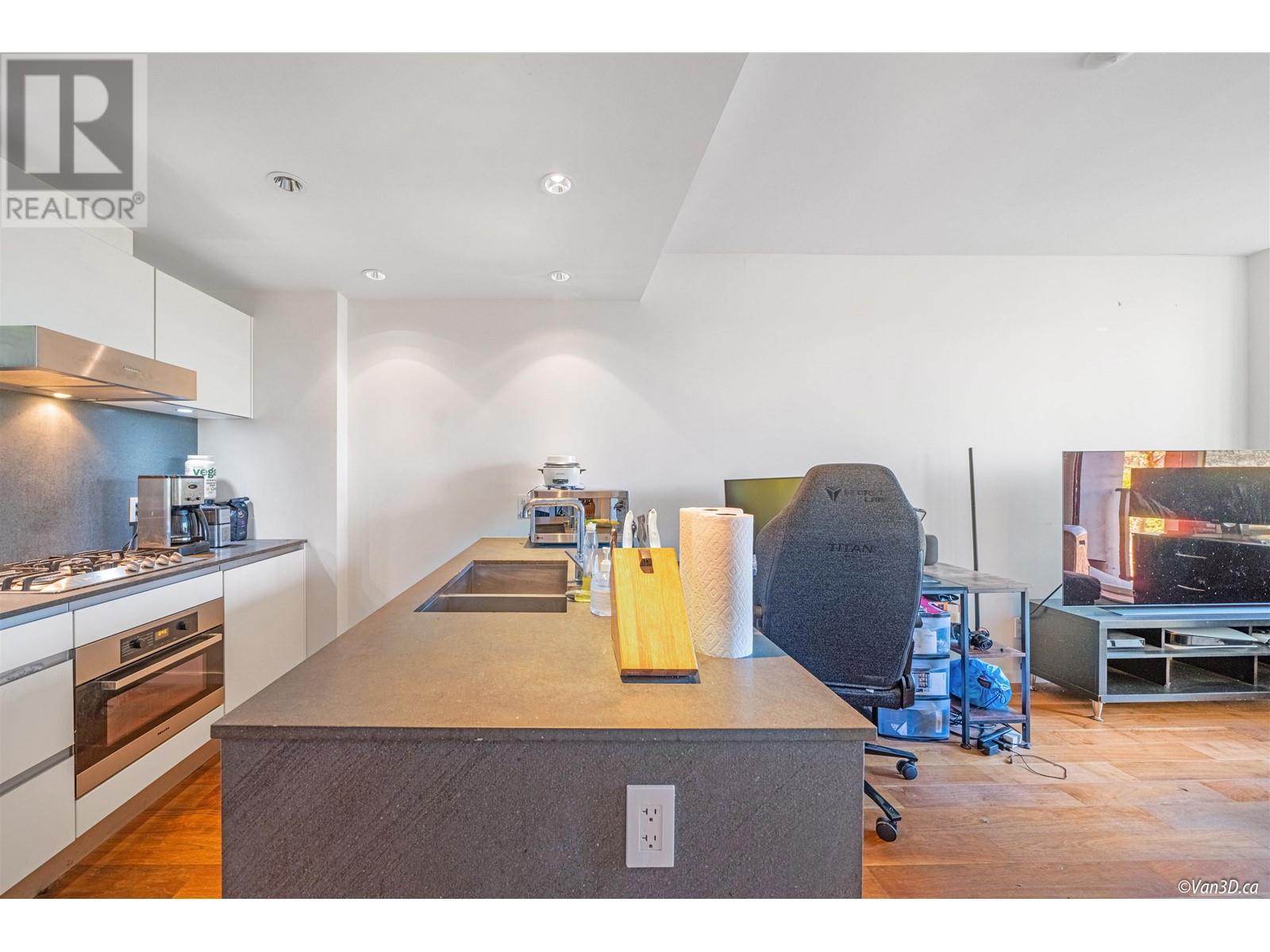 Property at 608 8488 CORNISH STREET image 3