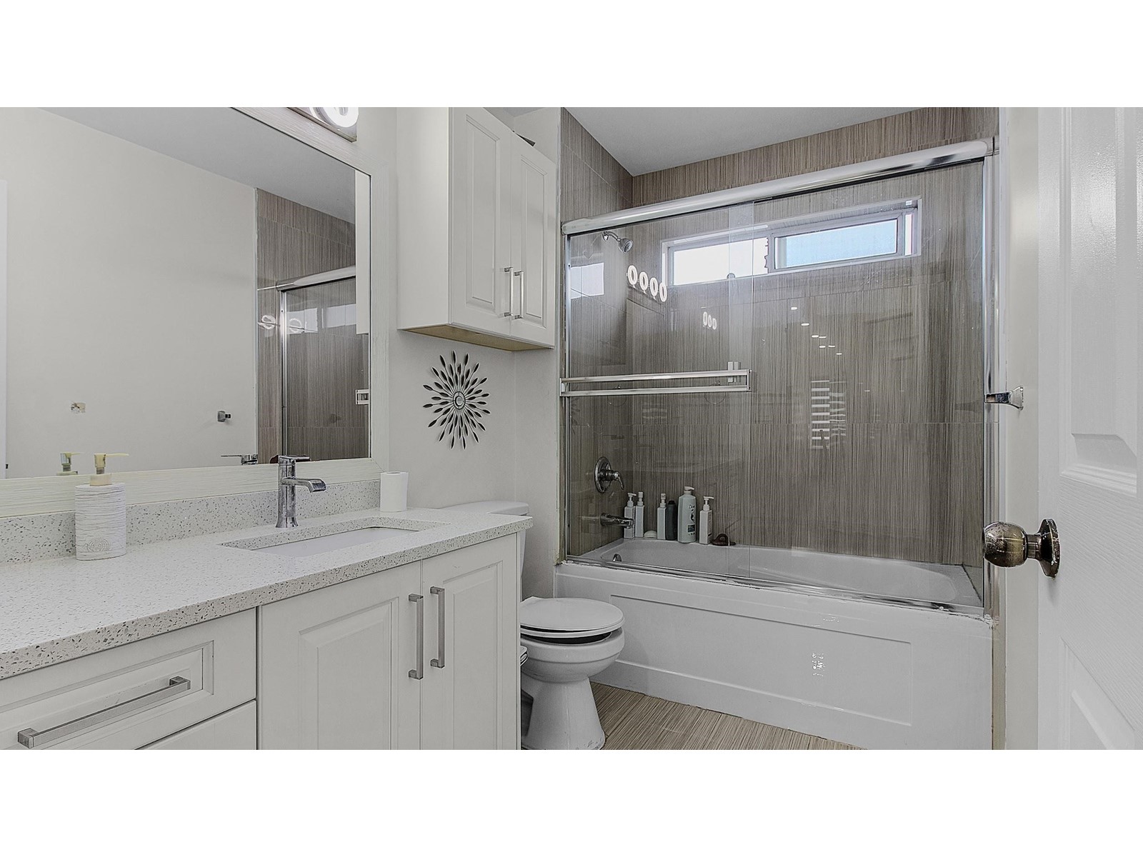 31297 Wagner Drive, Abbotsford, British Columbia  V2T 5G1 - Photo 9 - R2961125