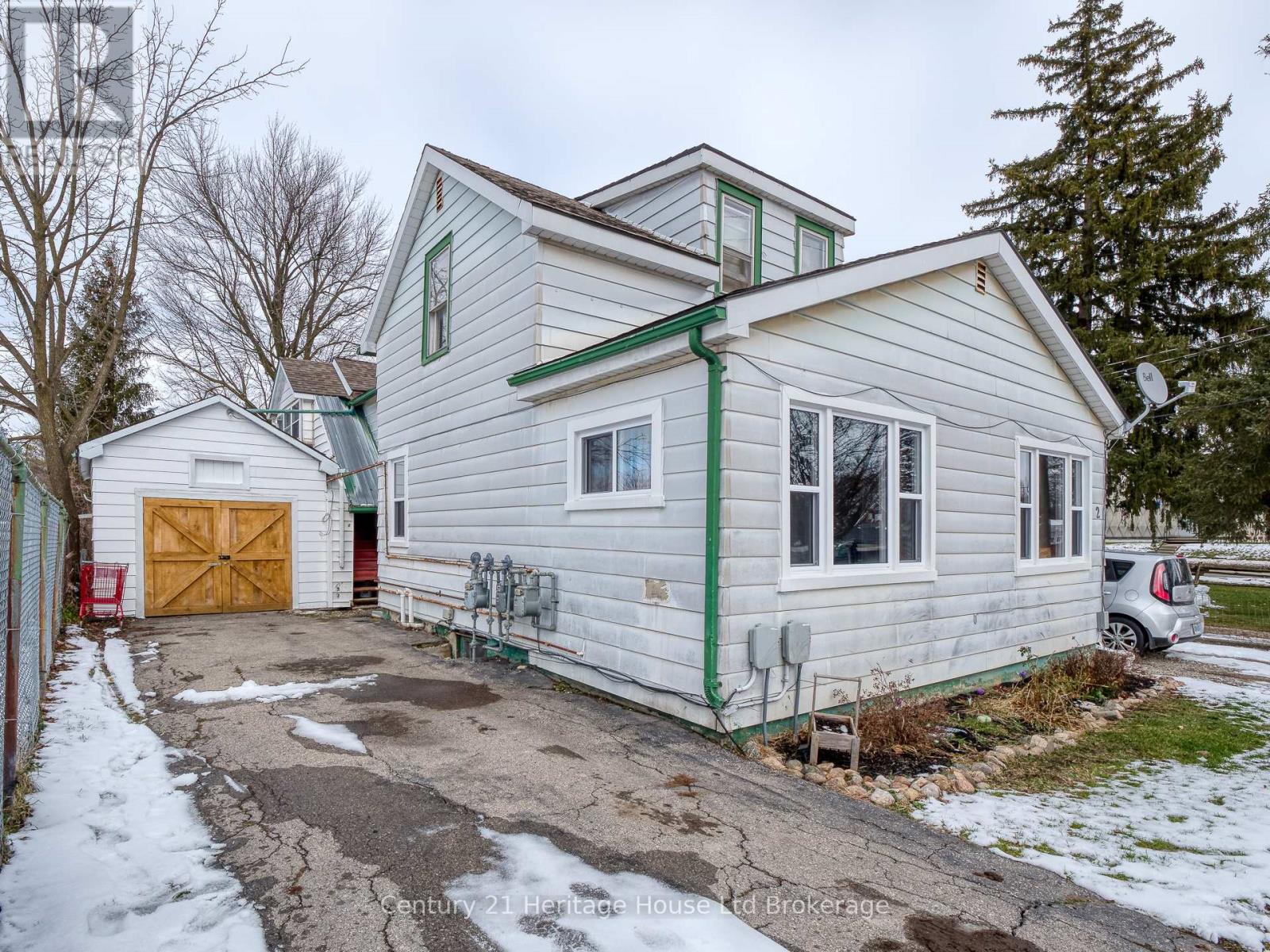 2 Elgin Street W, Norwich, Ontario  N0J 1P0 - Photo 2 - X11944530