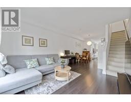 123 548 FOSTER AVENUE