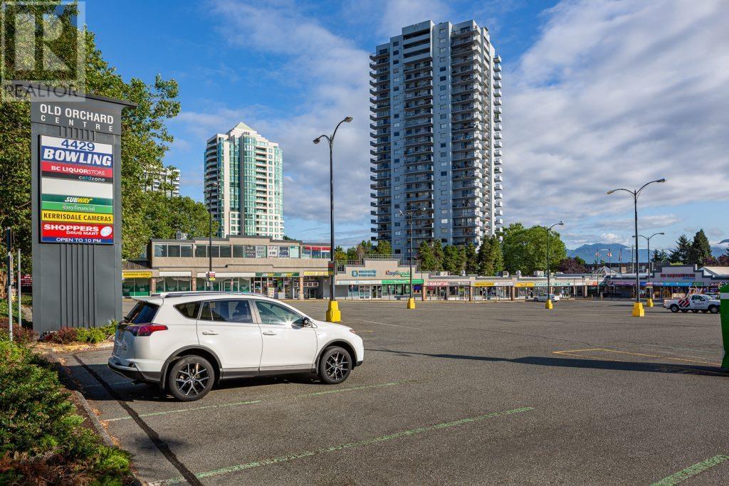 Property at 12 4429 KINGSWAY image 3