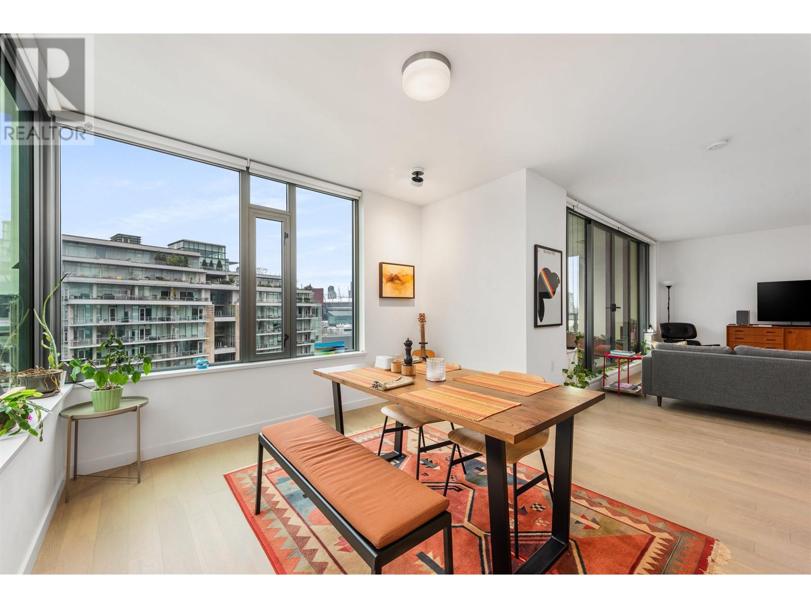 Listing Picture 14 of 31 : 903 1678 PULLMAN PORTER STREET, Vancouver / 溫哥華 - 魯藝地產 Yvonne Lu Group - MLS Medallion Club Member