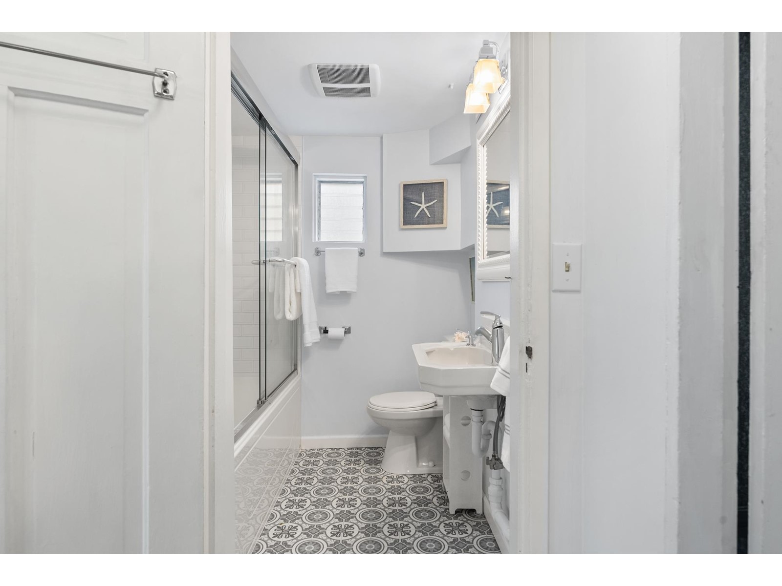 3009 Mcbride Avenue, Surrey, British Columbia  V4A 3G5 - Photo 29 - R2961114