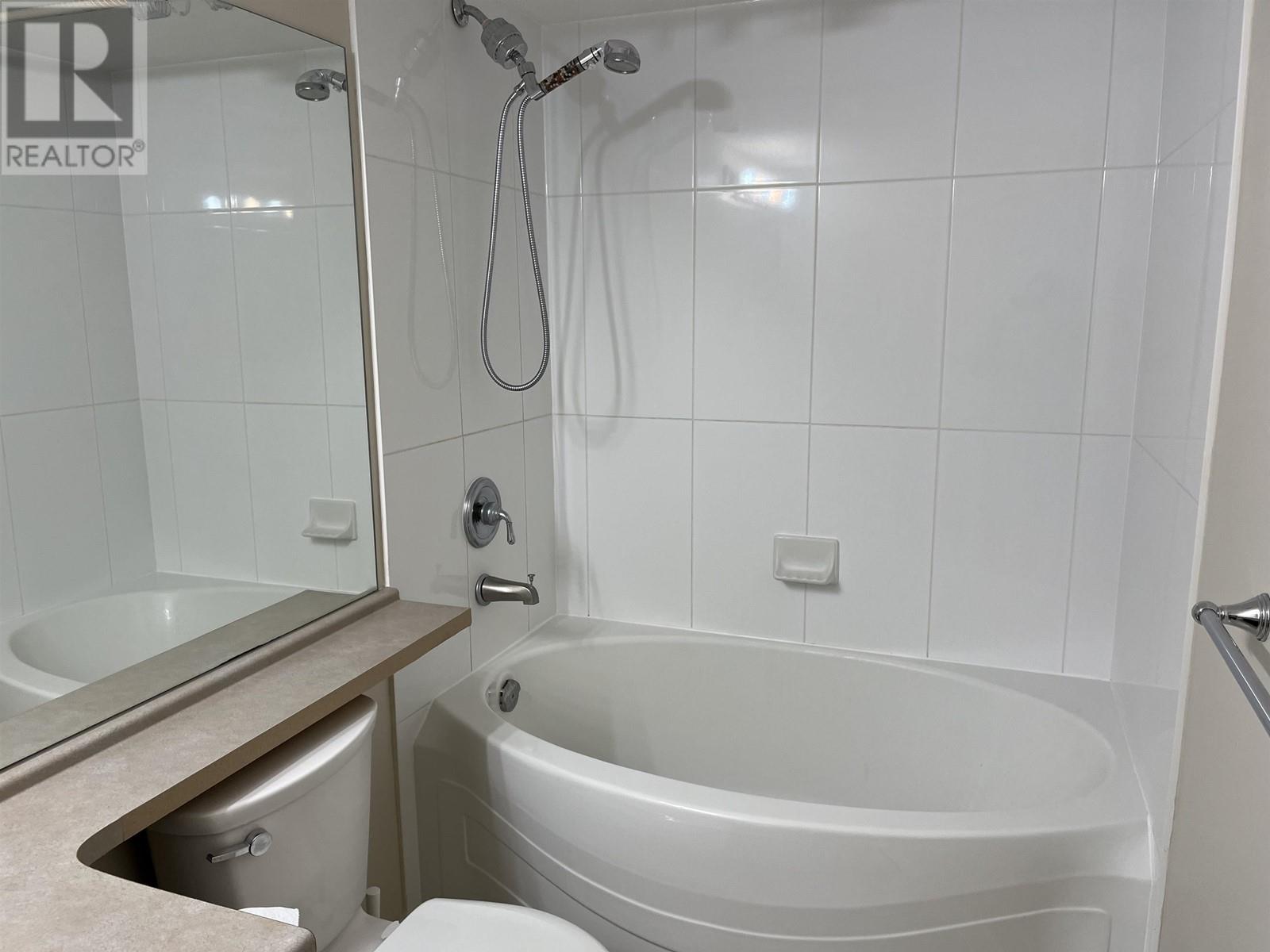 409 9319 University Crescent, Burnaby, British Columbia  V5A 4Y5 - Photo 5 - R2961161