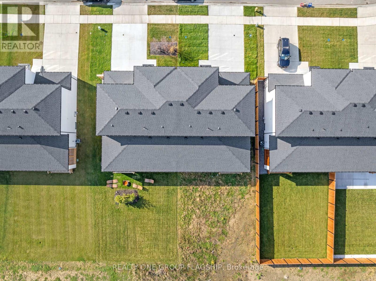 Property at 4557 VALERIO CRESCENT image 5