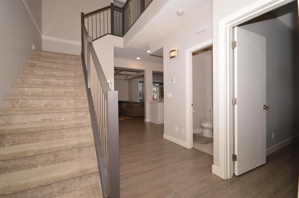 45594 Meadowbrook Drive, Chilliwack Proper South, Chilliwack, British Columbia  V2P 0G6 - Photo 5 - R2955205