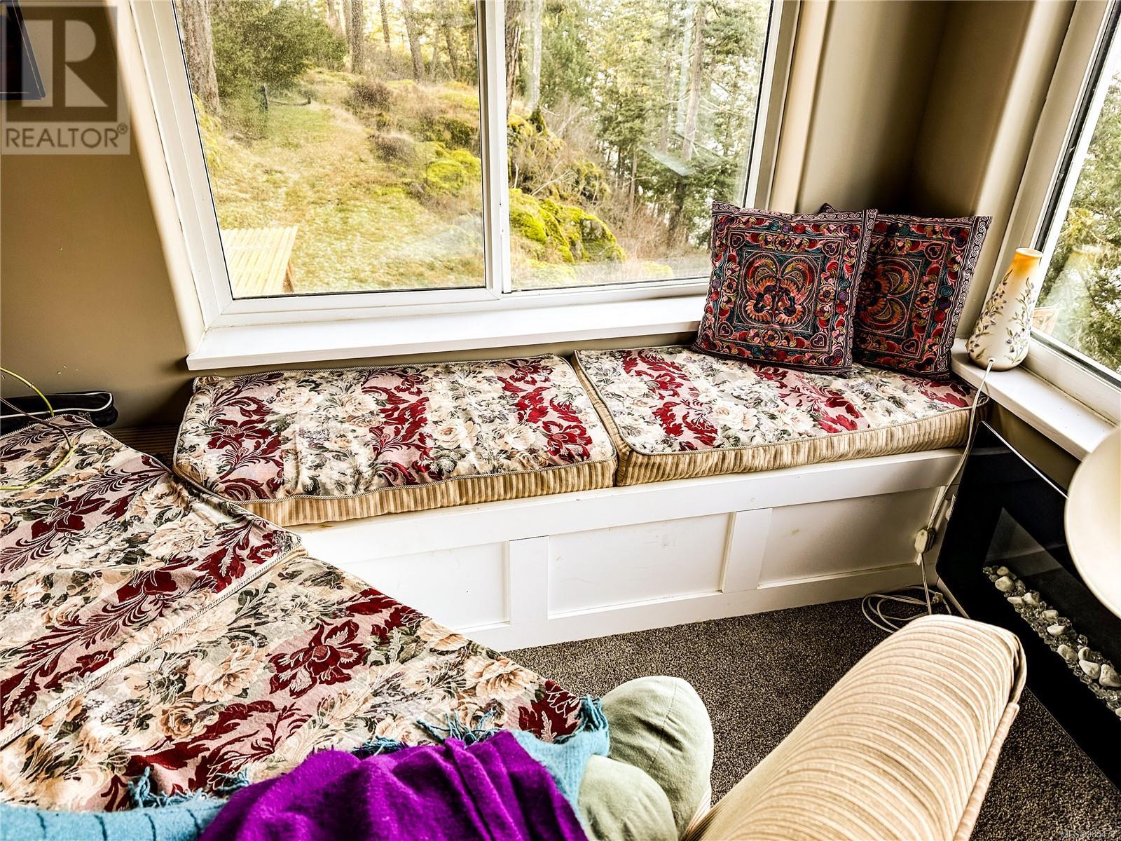 Property at 23 620 HELANTON Rd image 3