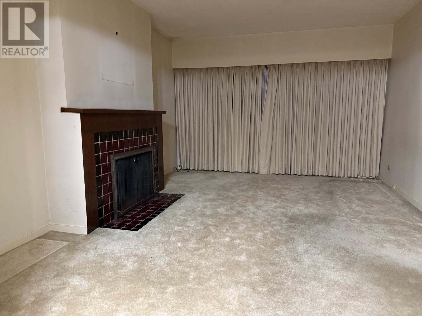 Property at 2656 ADANAC STREET image 4