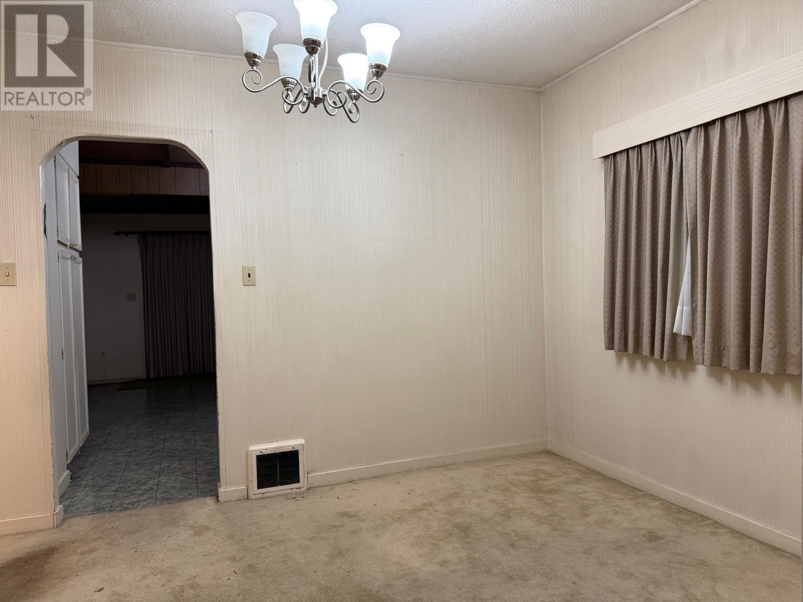 Property at 2656 ADANAC STREET image 5