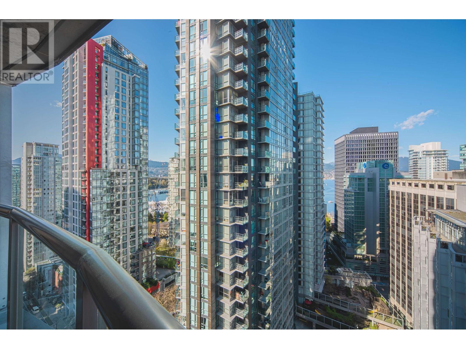 Listing Picture 13 of 15 : 2302 1166 MELVILLE STREET, Vancouver / 溫哥華 - 魯藝地產 Yvonne Lu Group - MLS Medallion Club Member