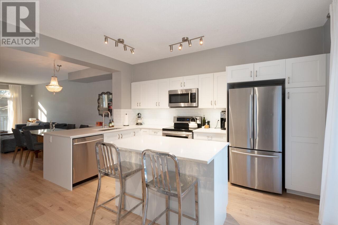 75 2200 Panorama Drive, Port Moody, British Columbia  V3H 5M2 - Photo 1 - R2961208