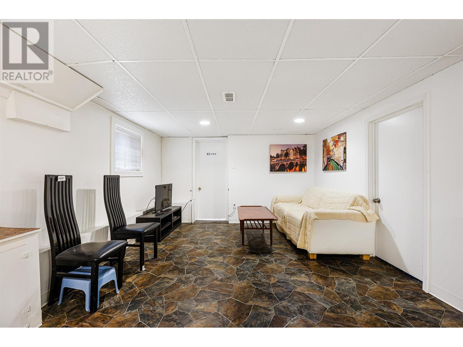 1008 E 22nd Avenue, Vancouver, British Columbia  V5V 1W3 - Photo 15 - R2961217