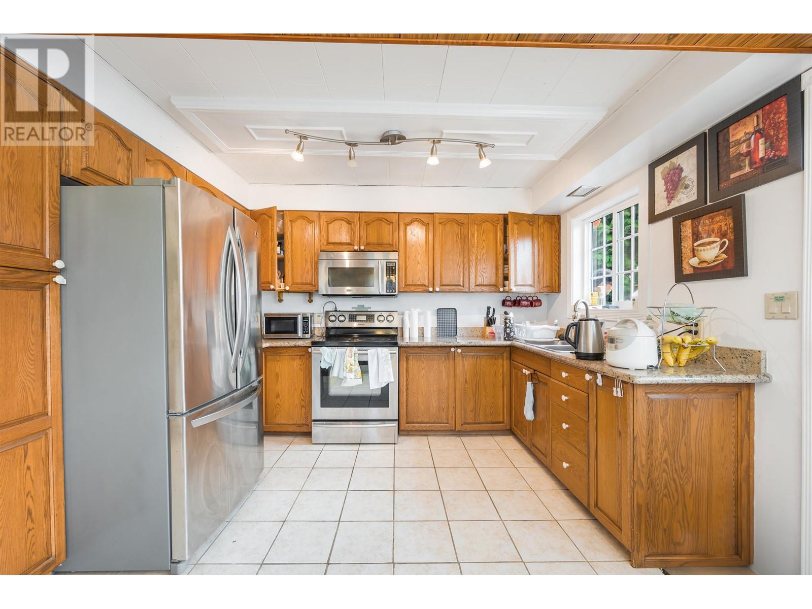1008 E 22nd Avenue, Vancouver, British Columbia  V5V 1W3 - Photo 6 - R2961217