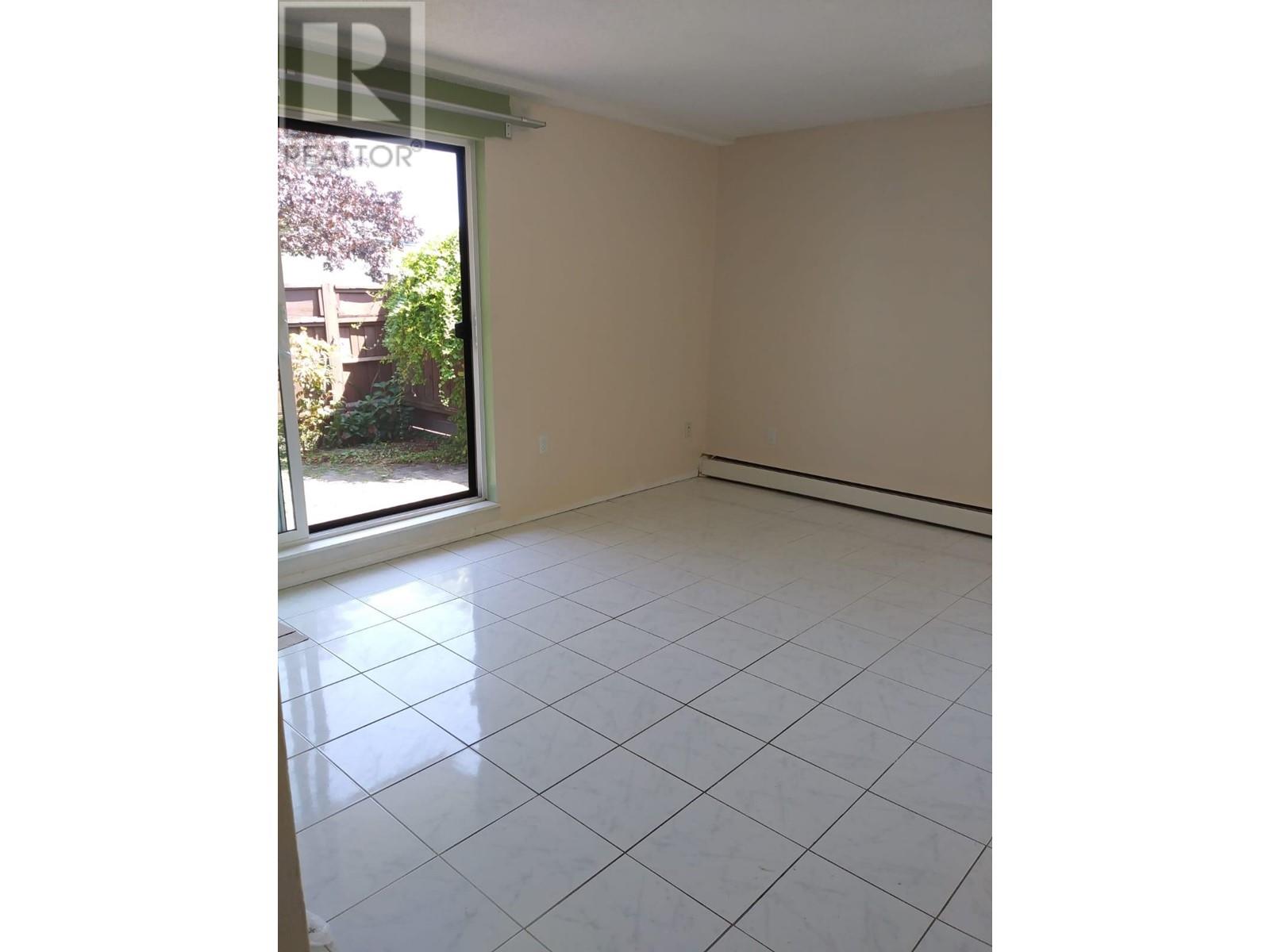 Listing Picture 7 of 16 : 103 7240 LINDSAY ROAD, Richmond / 烈治文 - 魯藝地產 Yvonne Lu Group - MLS Medallion Club Member