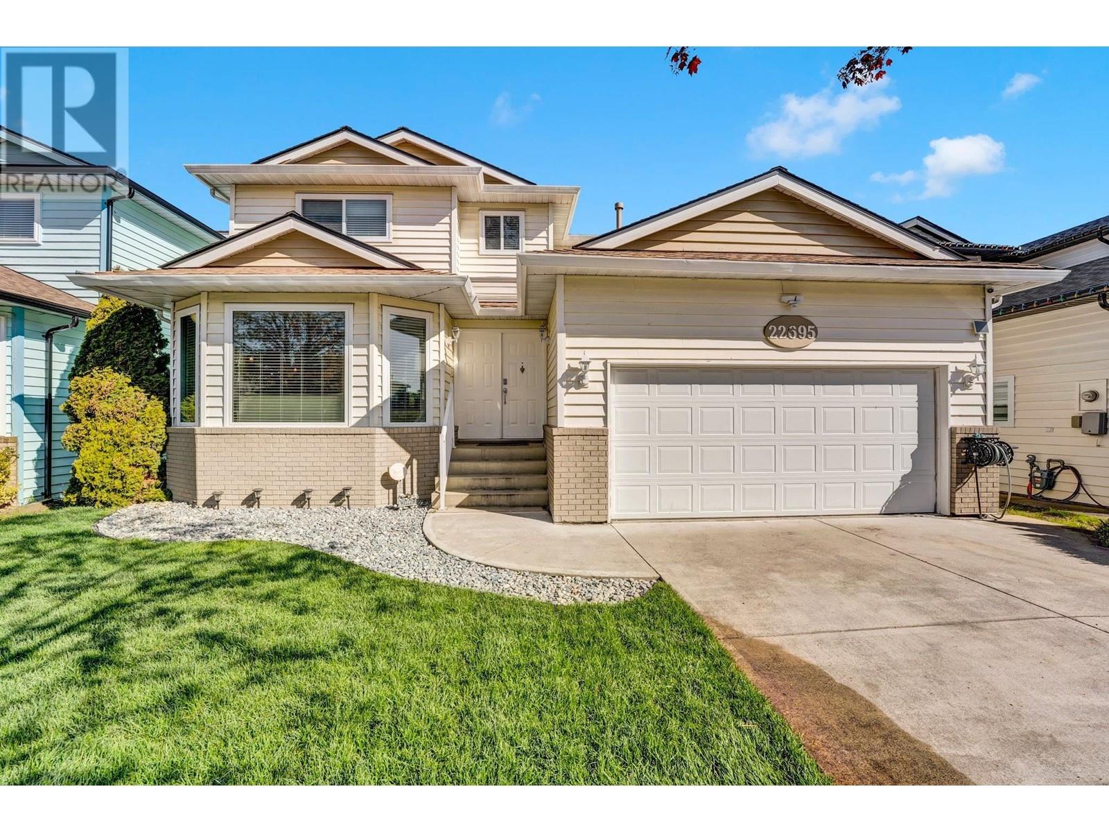 22695 FRASERBANK CRESCENT, Richmond