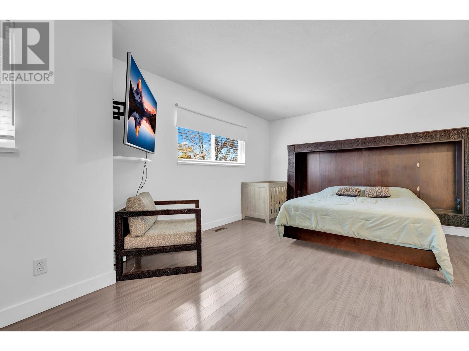 Listing Picture 13 of 22 : 22695 FRASERBANK CRESCENT, Richmond / 烈治文 - 魯藝地產 Yvonne Lu Group - MLS Medallion Club Member